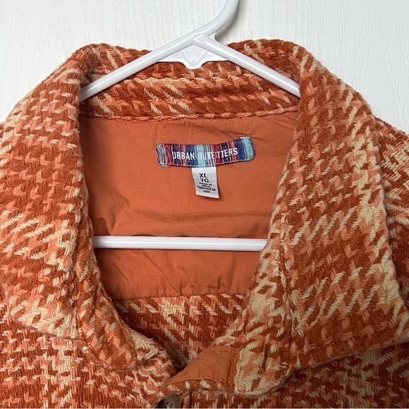 Urban Outfitters UO Men’s Check Filled Twill Work Overshirt Size XL - Picture 10 of 12